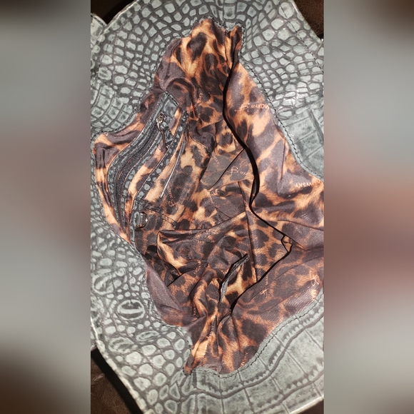 B Makowsky purse - Picture 7 of 9